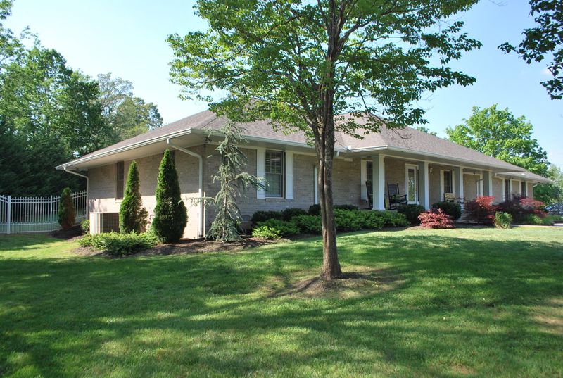 2602 Joel Ave, Sevierville, TN 37876
