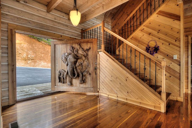 2602 Sharpes Ridge Way, Sevierville, TN 37876