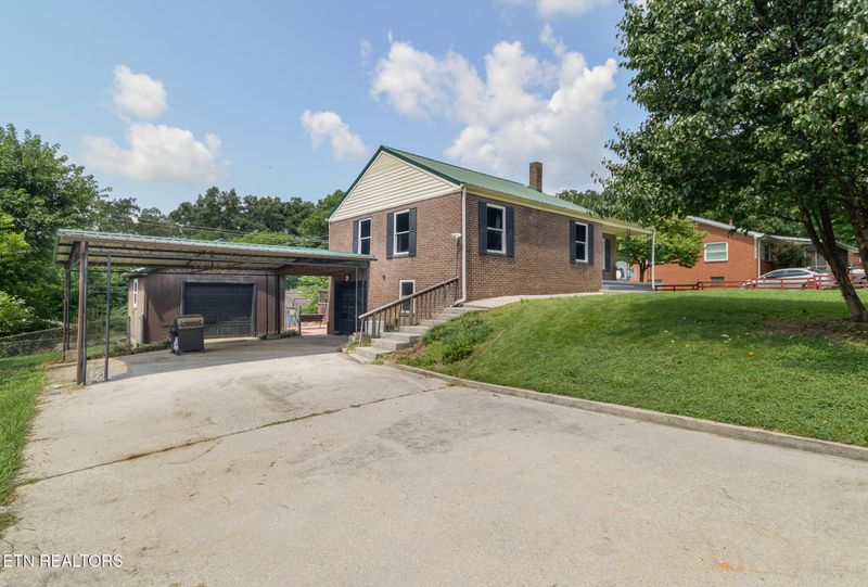 2603 Patrick Ave, Maryville, TN 37804