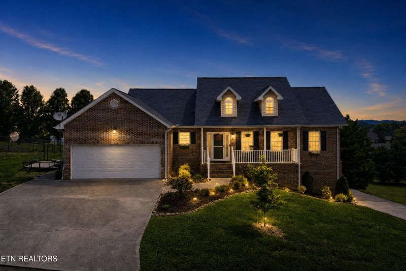 2605 Covington Cir, Sevierville, TN 37876