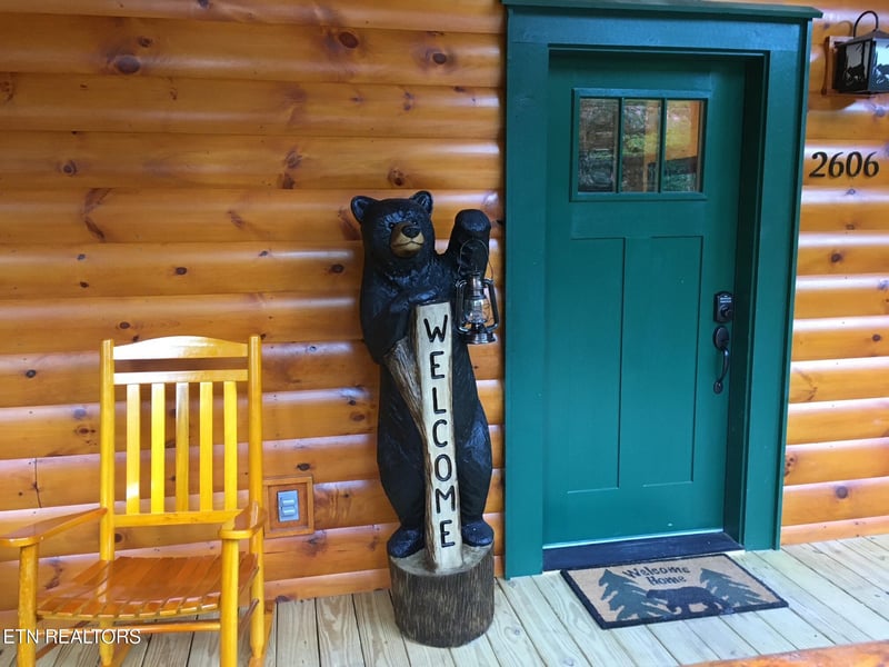 2606 Bear Crossing Way, Sevierville, TN 37862