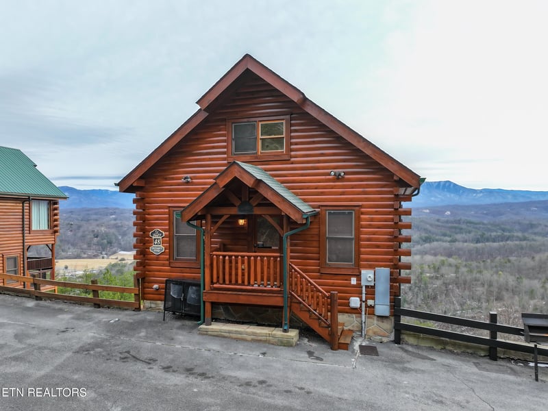 2607 Mountain Glory Tr #48, Sevierville, TN 37876