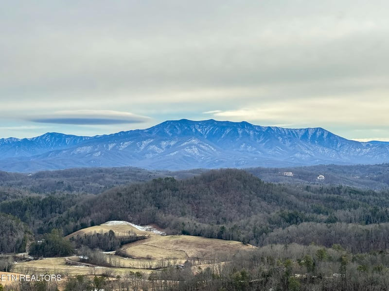 2607 Mountain Glory Tr #48, Sevierville, TN 37876