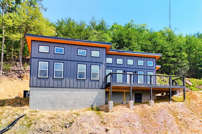 2608 Mountain Blvd, Sevierville, TN 37876
