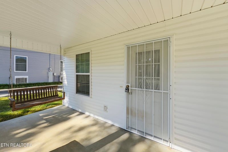 2609 NW Chillicothe St, Knoxville, TN 37921