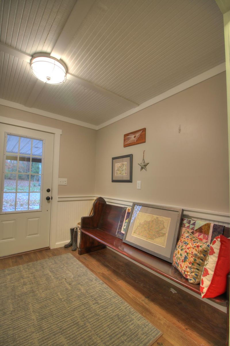 261 Bullard Rd, Rockwood, TN 37854