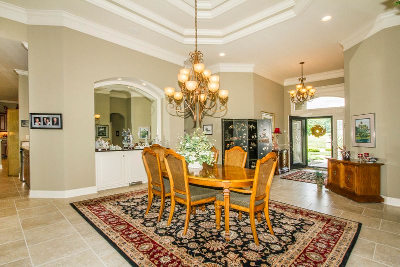261 Osprey Cir, Vonore, TN 37885