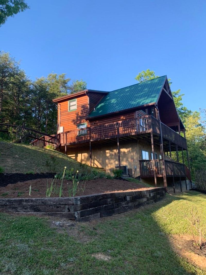 2610 Harvest Way, Sevierville, TN 37862