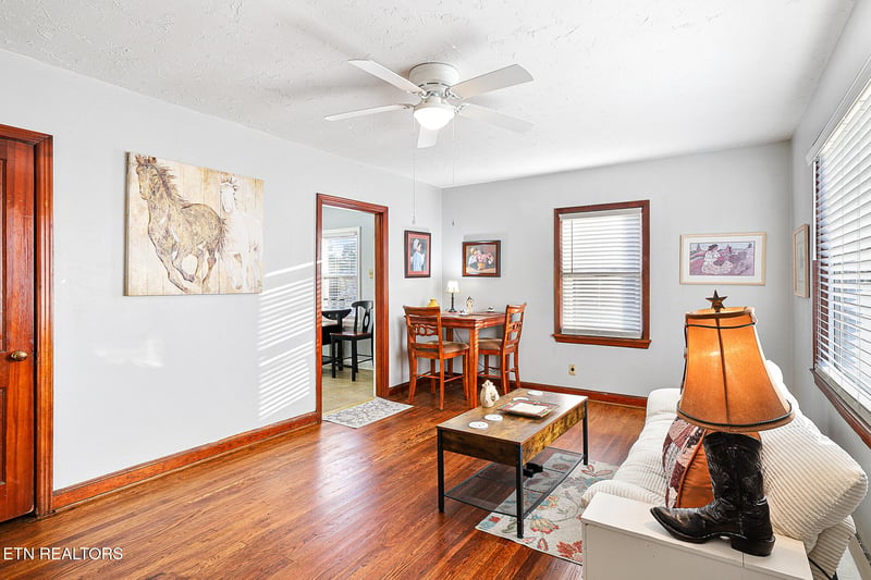 2610 Woodbine Ave, Knoxville, TN 37914