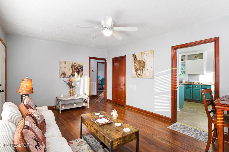 2610 Woodbine Ave, Knoxville, TN 37914