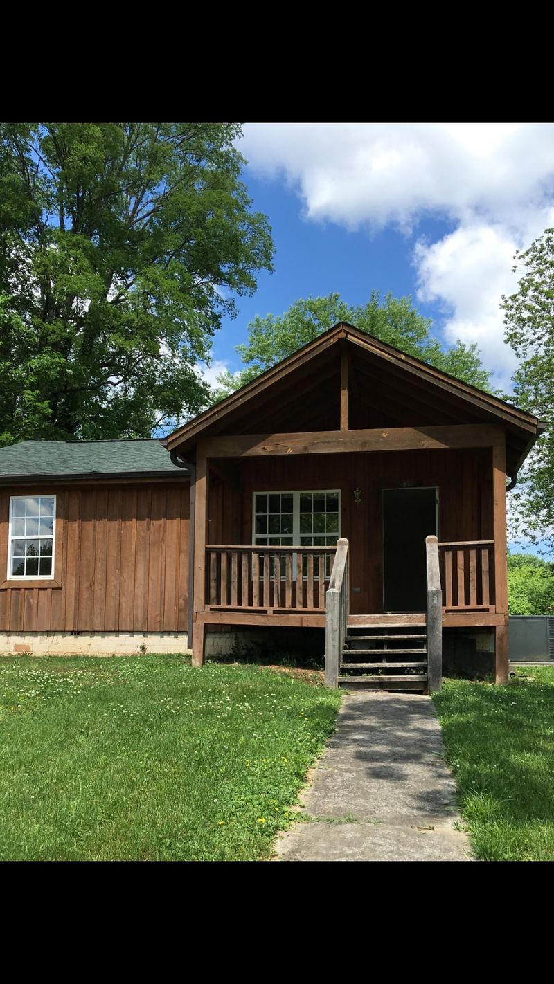 2611 Wilson Ave, Knoxville, TN 37914
