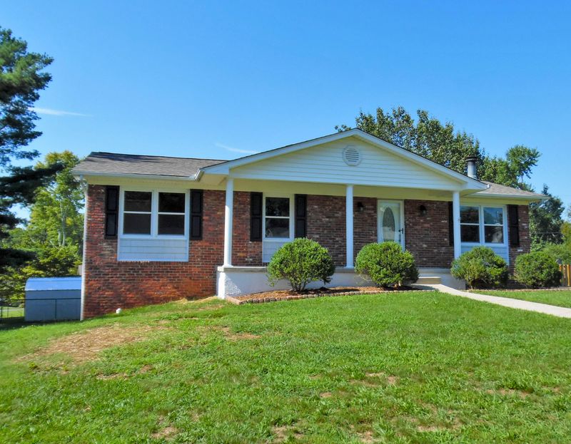 2612 Shropshire Blvd, Powell, TN 37849