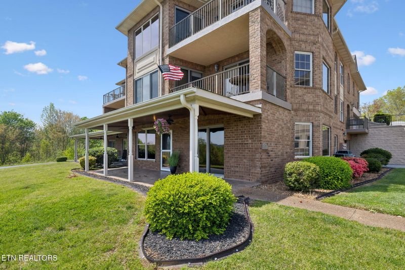 2614 Grand Vw Ct, Kingston, TN 37763