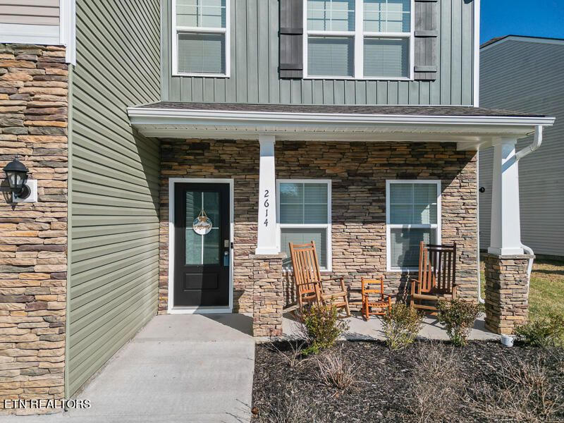 2614 Red Barn Rd, Knoxville, TN 37931