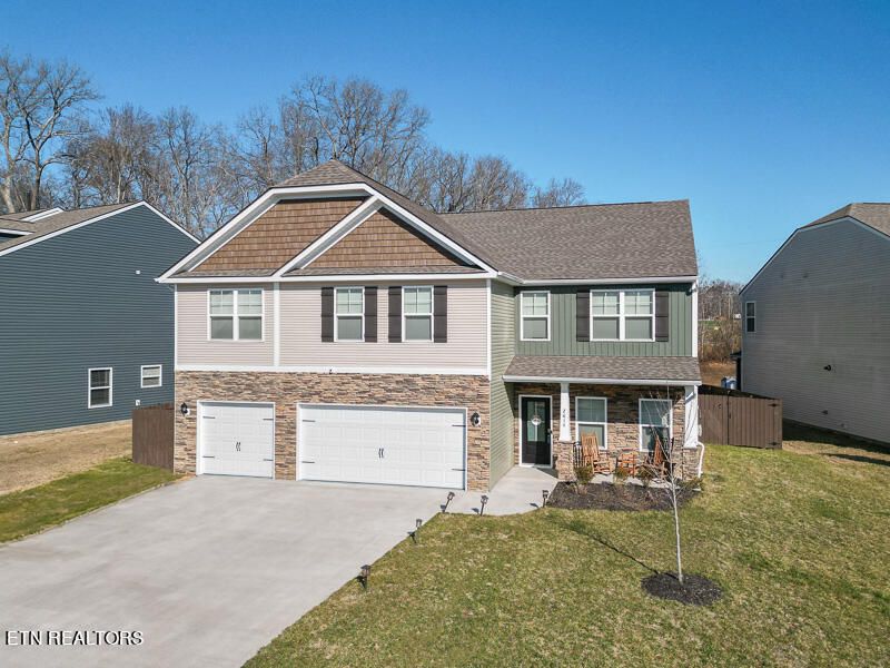 2614 Red Barn Rd, Knoxville, TN 37931