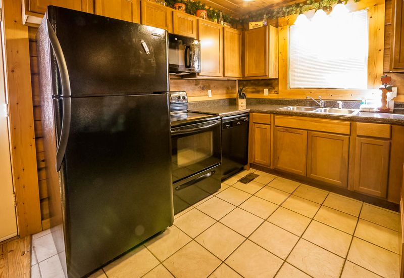 2614 Tree Top Way, Pigeon Forge, TN 37863
