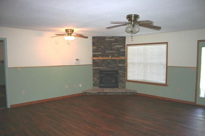 2616 Roundtop Rd, Pigeon Forge, TN 37863