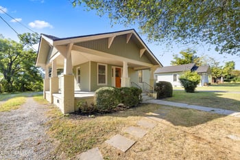 2616 Woodrow Dr, Knoxville, TN 37918