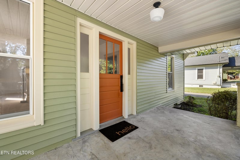 2616 Woodrow Dr, Knoxville, TN 37918