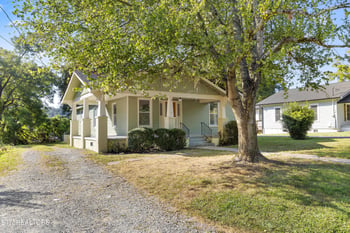 2616 Woodrow Dr, Knoxville, TN 37918
