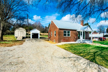 26180 W Lee Hwy, Philadelphia, TN 37846