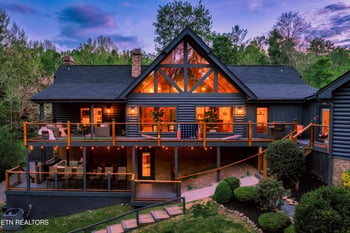 2619 Bear Crossing Way, Sevierville, TN 37862