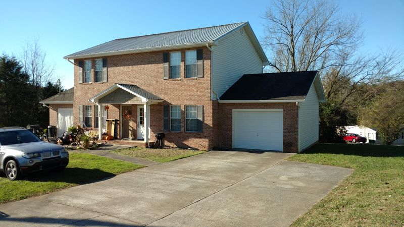 262 - 266 Bradford Dr, Morristown, TN 37814