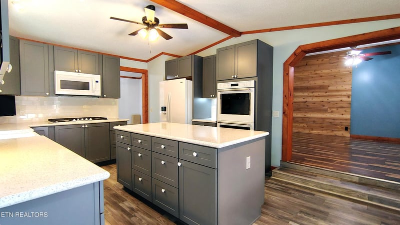 262 County Road 792, Etowah, TN 37331