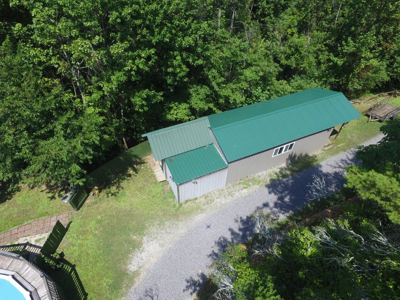262 Hackworth Ln, Clinton, TN 37716