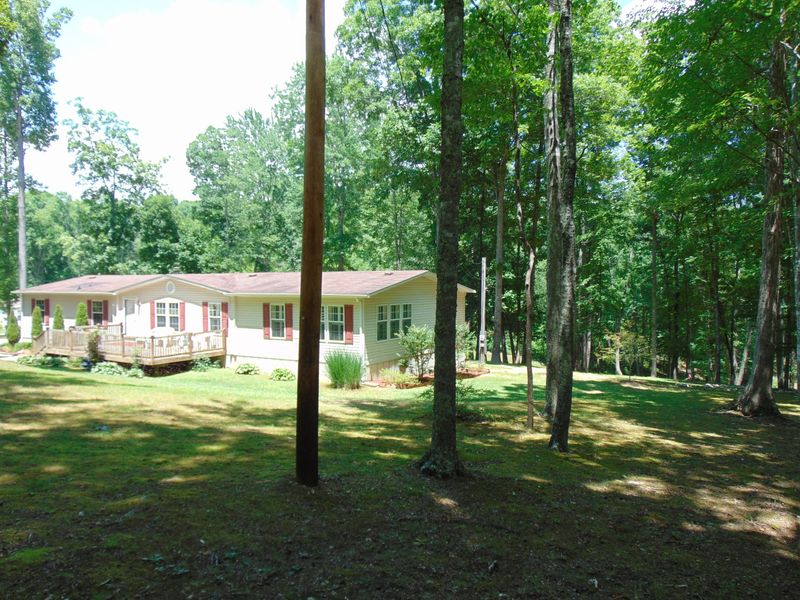 262 Manor Rd, Kingston, TN 37763