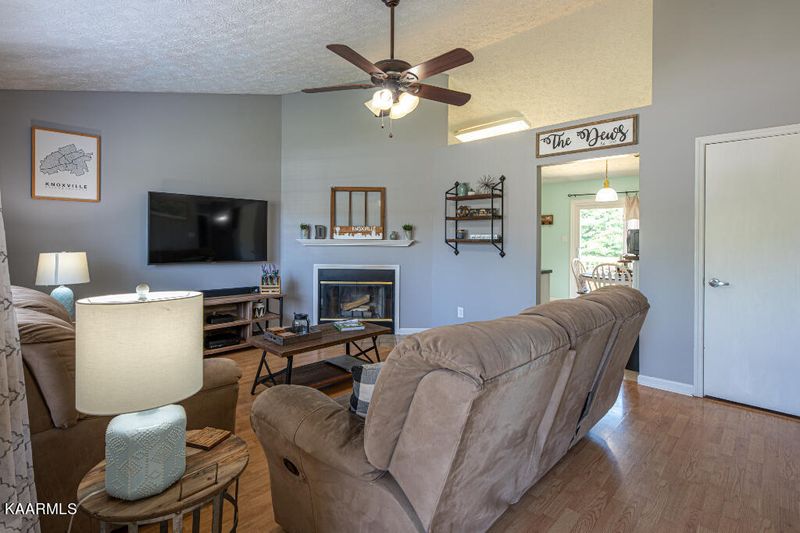 2620 Bainbridge Way, Powell, TN 37849