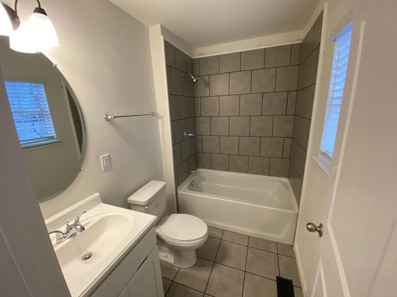 2620 Big River Overlook Dr, Sevierville, TN 37876