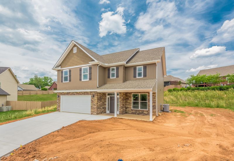 2622 Mildred Meadows Dr, Maryville, TN 37804