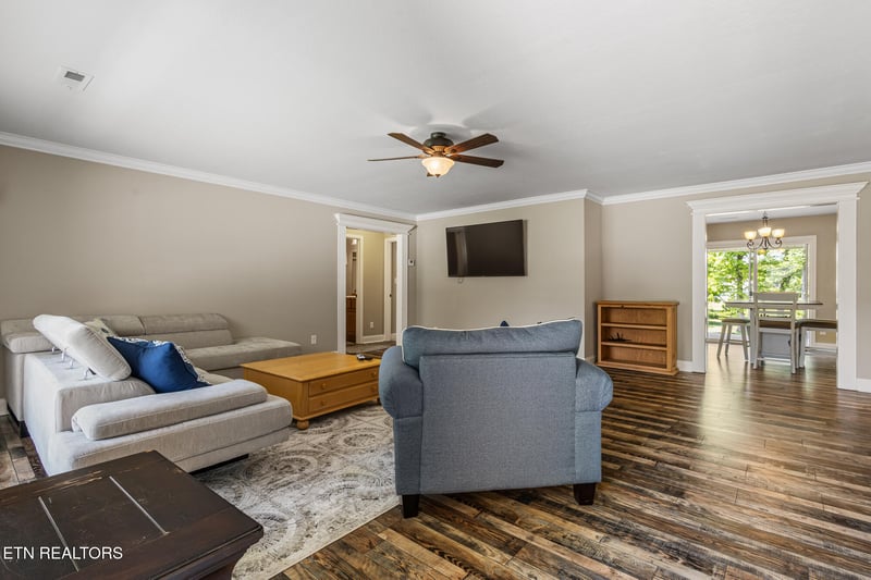 2623 Best Rd, Maryville, TN 37803