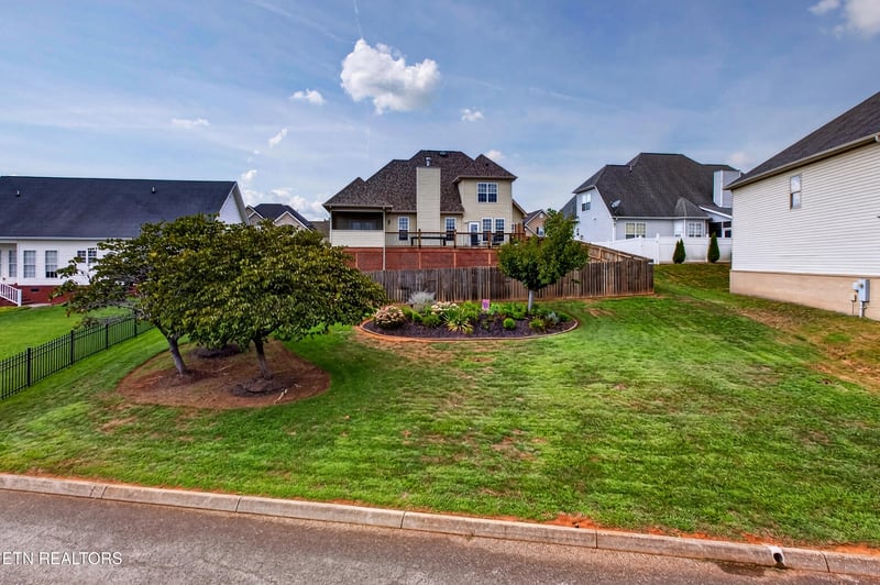 2626 Nicholas View Ln, Knoxville, TN 37931