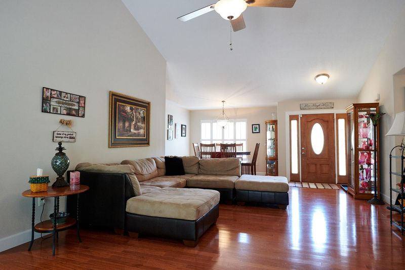 263 Brookstone Dr, Crossville, TN 38555