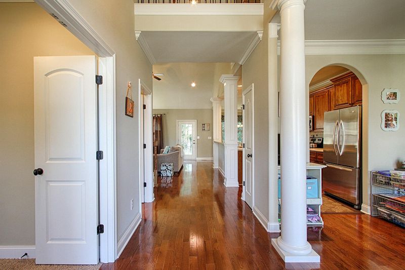 263 Fallon Ln, Lenoir City, TN 37771