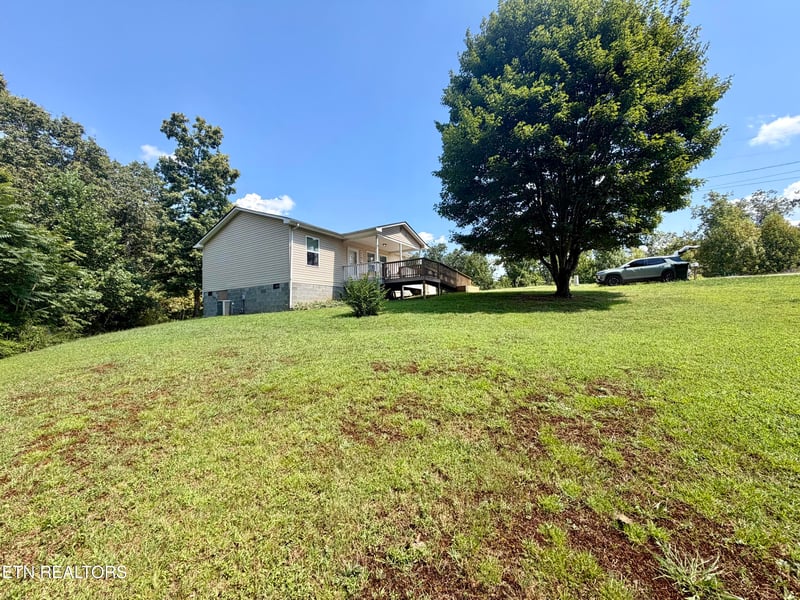 263 Fordham Pvt Ln, Robbins, TN 37852