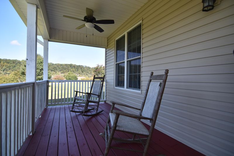 263 Marble View Dr, Kingston, TN 37763