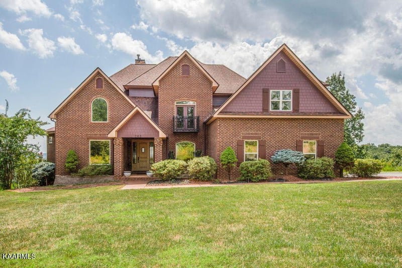 263 W Mountain Dr, Rockwood, TN 37854