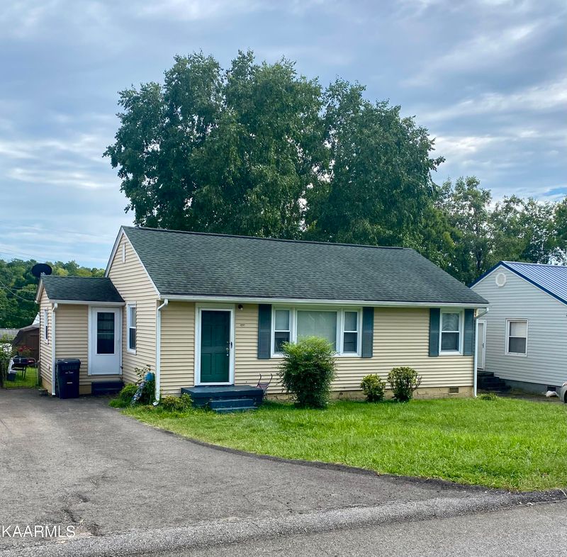 2630 Avondale Ave, Knoxville, TN 37917