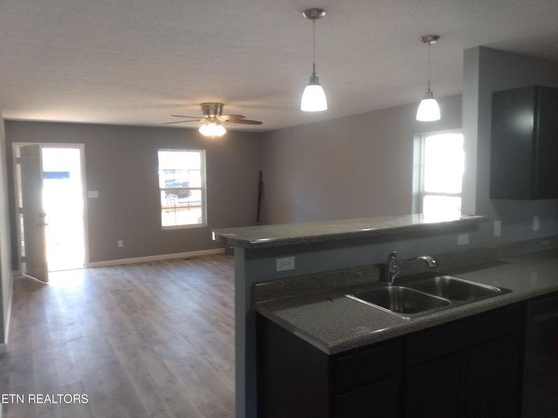 2630 Summitt Ave, Knoxville, TN 37917