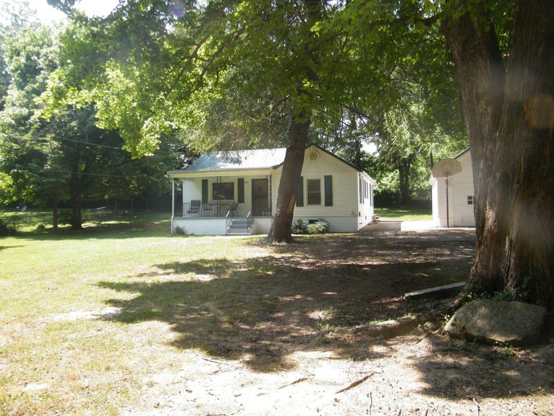 2631 Tecoma Dr, Knoxville, TN 37917