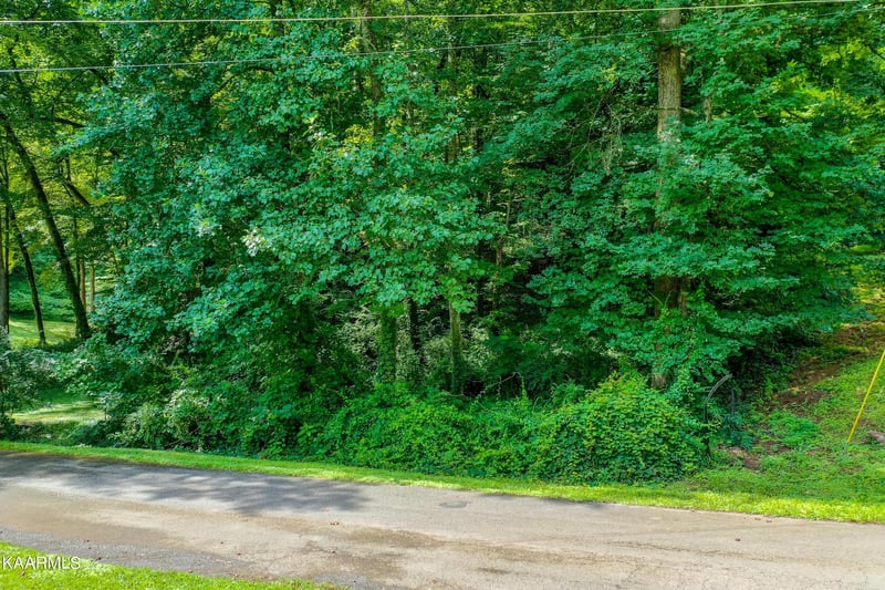 2632 SW Lynbrulee Ln, Knoxville, TN 37920