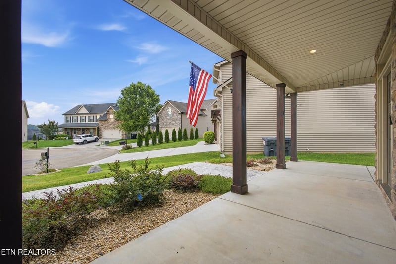 2632 Turkey Trot Ln, Knoxville, TN 37932