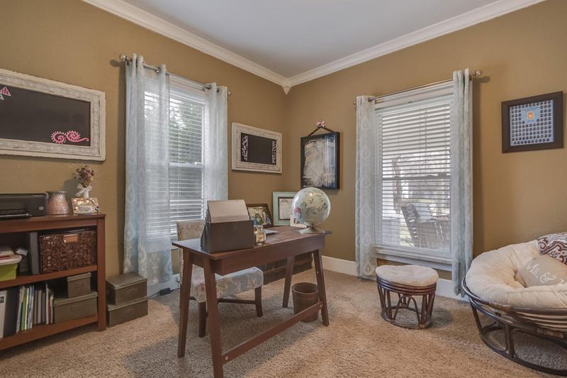 2633 Barton St, Knoxville, TN 37917