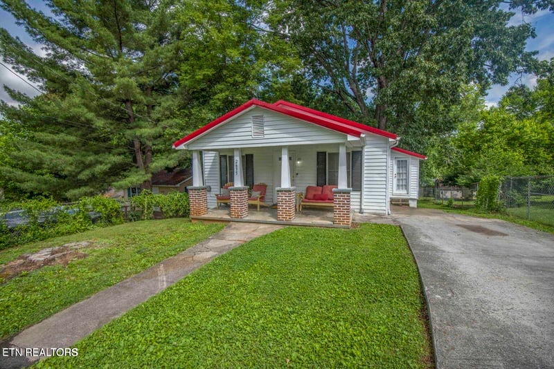 2635 Gaston Ave, Knoxville, TN 37917