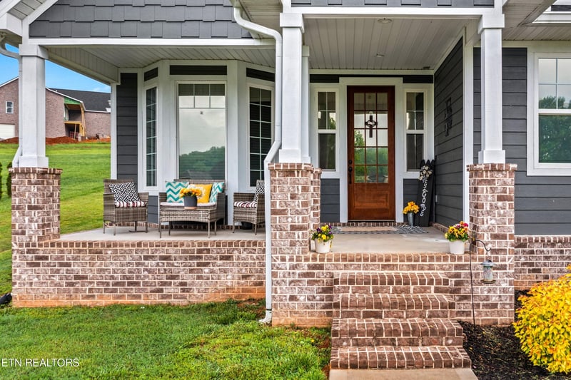 2635 River Island Blvd, Kodak, TN 37764