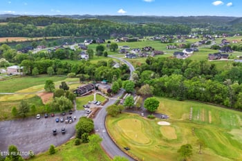 2635 River Island Blvd, Kodak, TN 37764