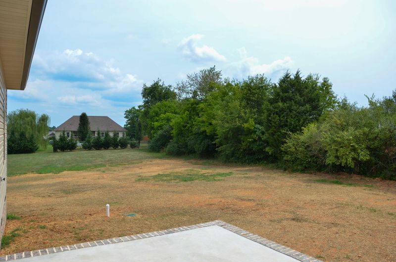 2638 Covington Cir, Sevierville, TN 37876